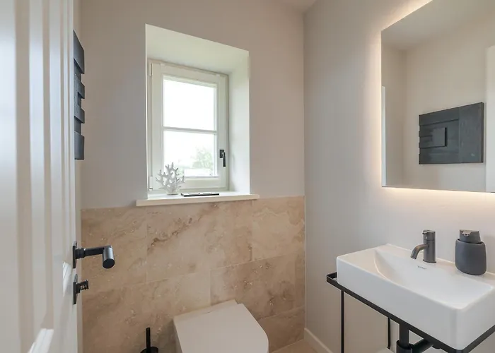 Dikwai 26b Semesterbostad *