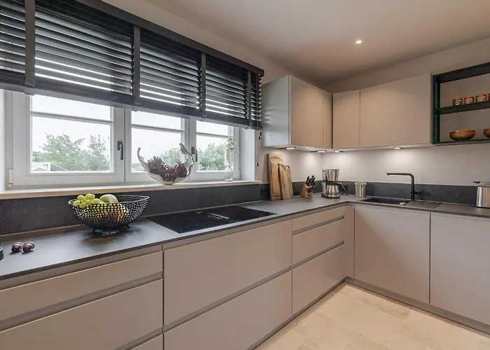 Semesterbostad Dikwai 26b